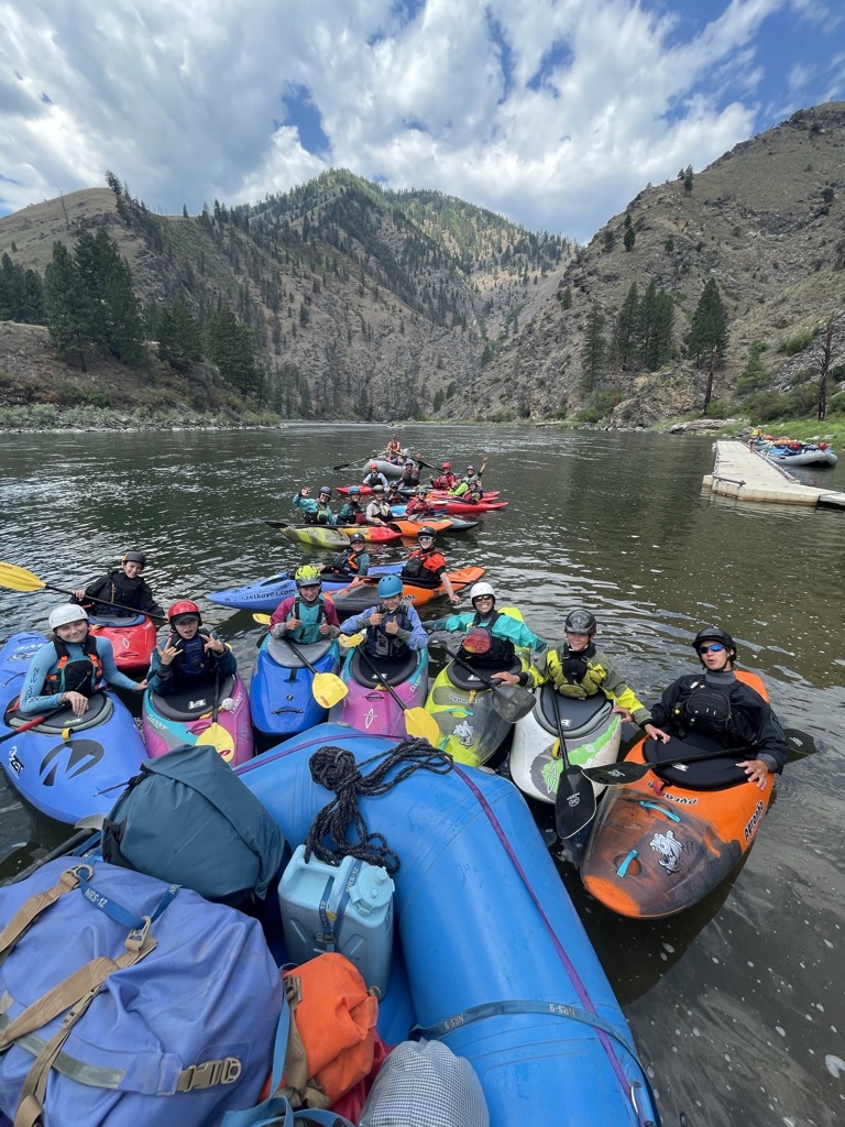 beginner-kayak-camp-kayaker